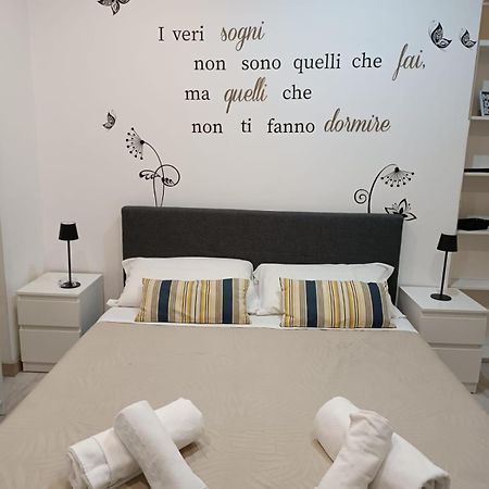 Studio Metro Bologna Rome Extérieur photo
