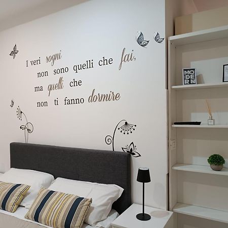 Studio Metro Bologna Rome Extérieur photo